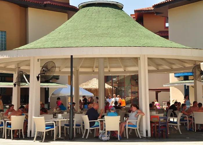 Club Grand فندق سيدي