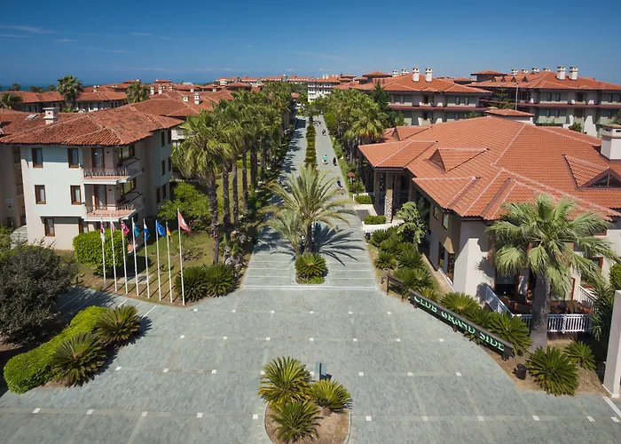 Готель Club Grand Сіде