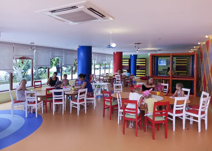 فندق Club Grand سيدي