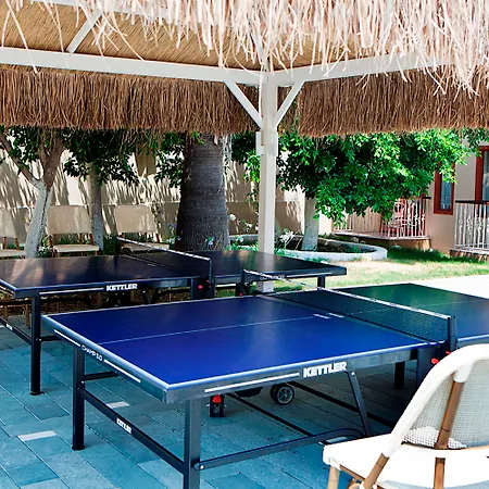 Club Grand Hotel Side