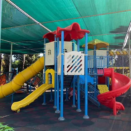 Готель Club Grand 5*
