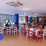 מלון Club Grand סייד