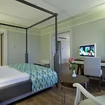 Club Grand מלון 5*